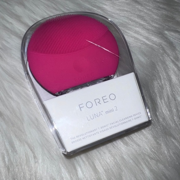 FOREO Other - FOREO LUNA mini 2 F5494 T-Sonic Facial Cleansing Massager - Fuchsia